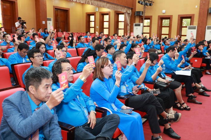 Công đoàn Khánh Hòa: Chăm lo thiết thực người lao động, quyết tâm đổi mới trong nhiệm kỳ 2025-2030 - Ảnh 5.