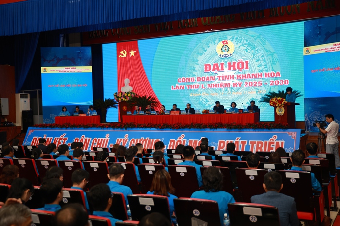 Công đoàn Khánh Hòa: Chăm lo thiết thực người lao động, quyết tâm đổi mới trong nhiệm kỳ 2025-2030 - Ảnh 2.