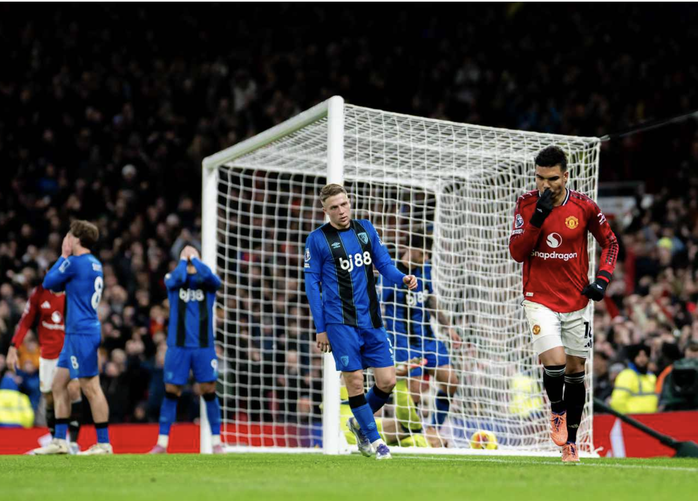 Rượt đuổi nghẹt thở tại Old Trafford, Man Utd v&agrave; Bournemouth chia điểm trận cầu 8 b&agrave;n - Ảnh 3.