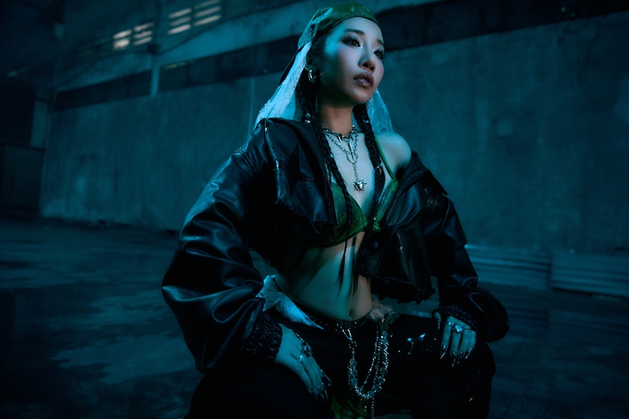 Hằng BingBoong 4 năm mới quay trở lại - Ảnh 4.