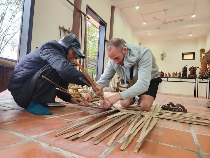 L&agrave;m mộc thủ c&ocirc;ng phục hồi nghề truyền thống - Ảnh 3.