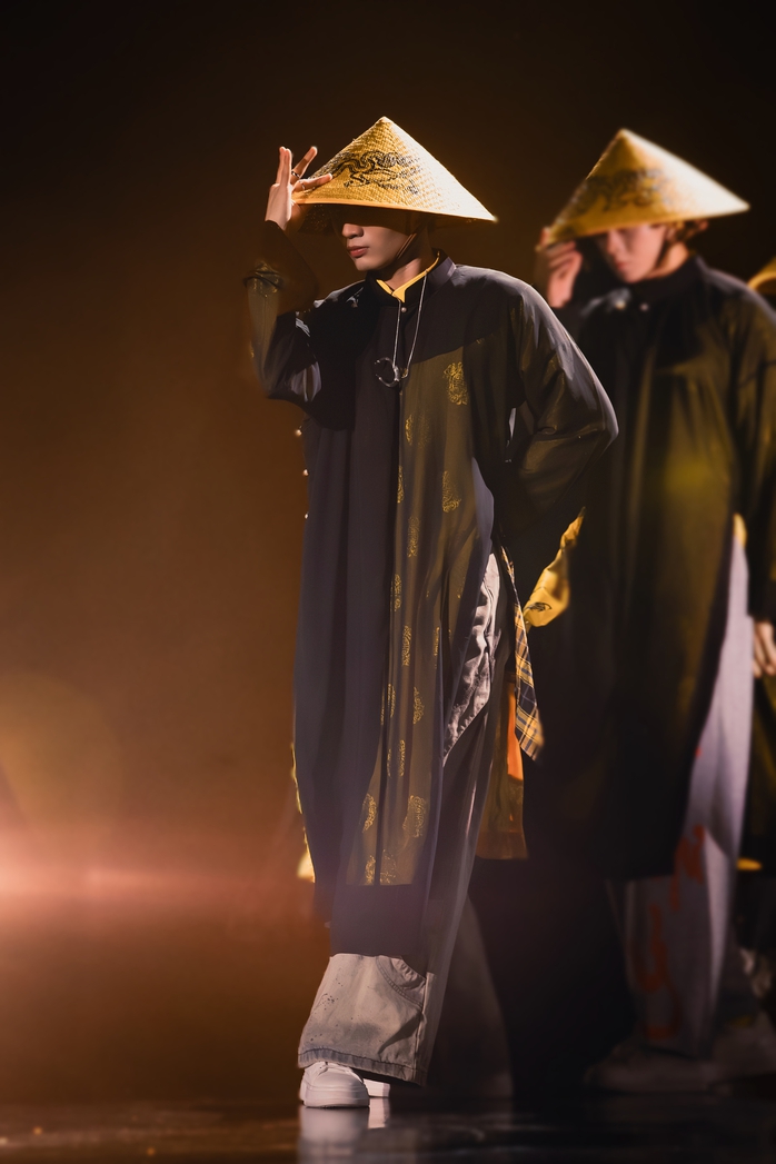 Sony Music r&oacute;t vốn: Bệ ph&oacute;ng quốc tế triệu đ&ocirc; cho d&agrave;n idol T&acirc;n binh to&agrave;n năng - Ảnh 3.