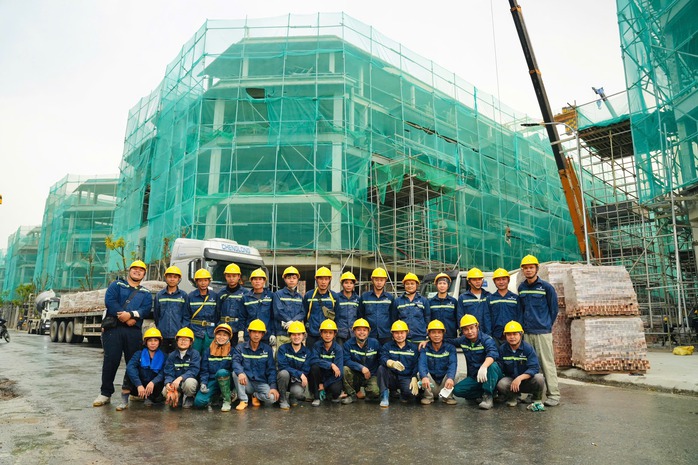 Một doanh nghiệp Việt tuyển 100.000 lao động x&acirc;y dựng - Ảnh 2.