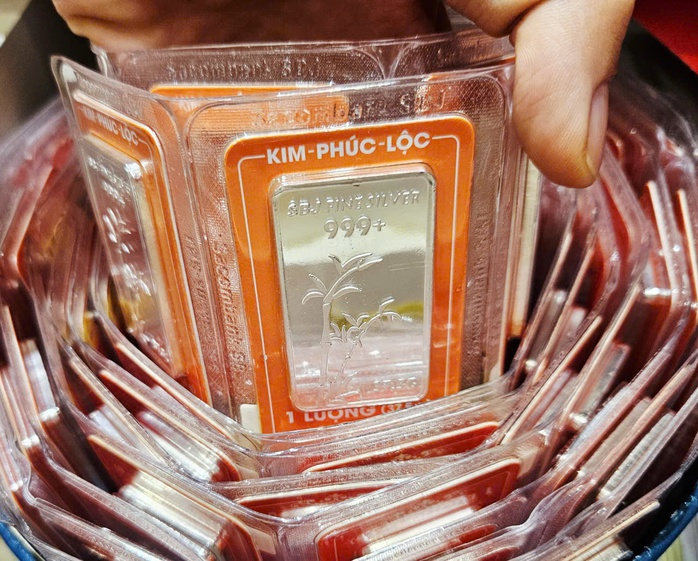 Gi&aacute; bạc h&ocirc;m nay 17 - 12 tăng mạnh , thị trường s&ocirc;i động v&agrave; đầy cơ hội đầu tư - Ảnh 2.