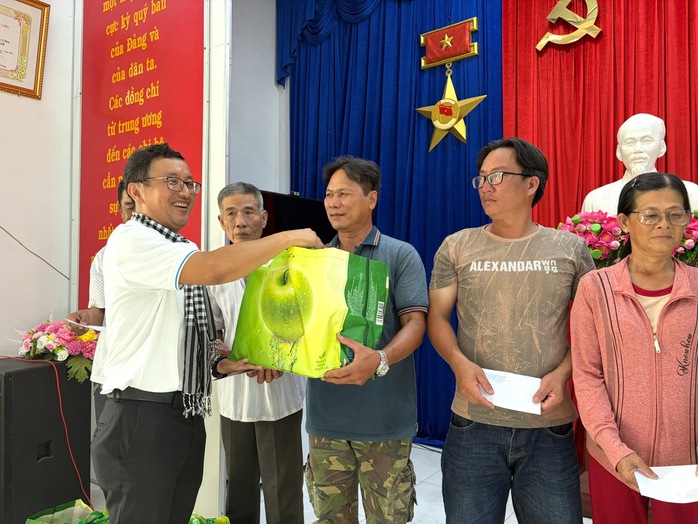 Nhiều hoạt động &yacute; nghĩa của điển h&igrave;nh "D&acirc;n vận kh&eacute;o" TPHCM tại C&agrave; Mau - Ảnh 4.