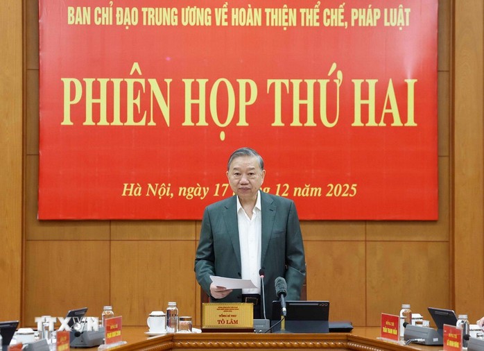 Tổng B&iacute; thư T&ocirc; L&acirc;m: Th&aacute;o gỡ nhanh nhất những "điểm nghẽn", vướng mắc về ph&aacute;p luật - Ảnh 1.