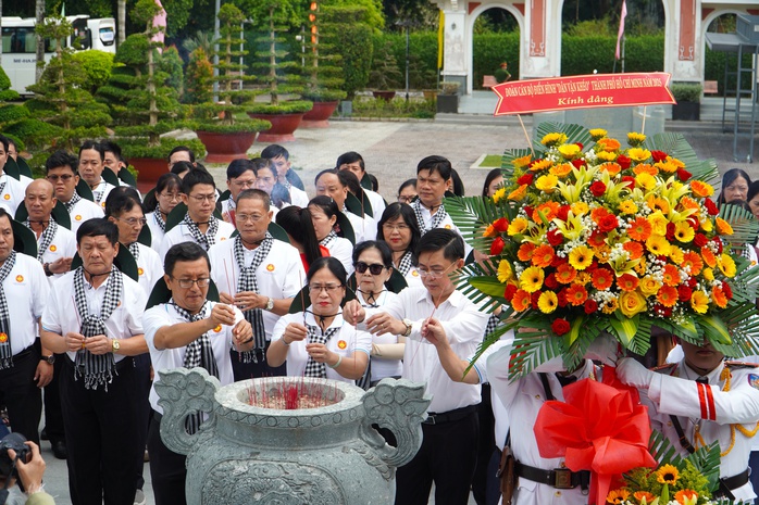 Nhiều hoạt động &yacute; nghĩa của điển h&igrave;nh "D&acirc;n vận kh&eacute;o" TPHCM tại C&agrave; Mau - Ảnh 1.