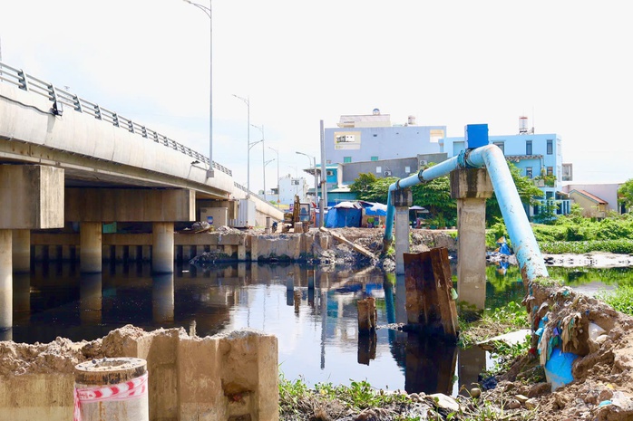 B&igrave;nh T&acirc;n k&ecirc;u gọi người d&acirc;n nhận bồi thường dự &aacute;n Cải tạo S&ocirc;ng Đập - Ảnh 1.