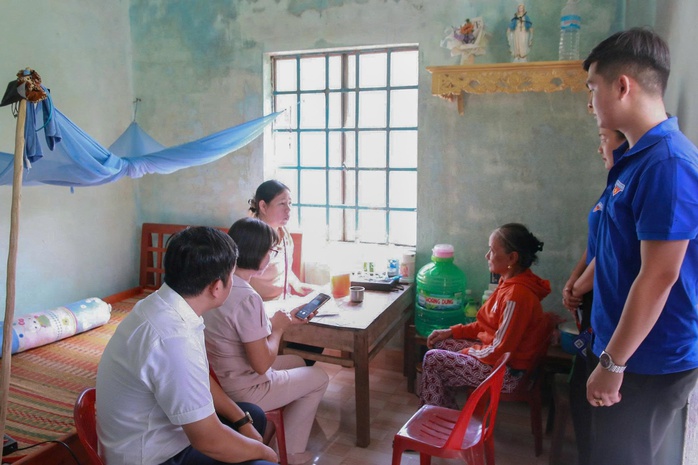 Đưa th&ocirc;ng tin vượt n&uacute;i, mở đường tho&aacute;t ngh&egrave;o cho v&ugrave;ng s&acirc;u - Ảnh 2.