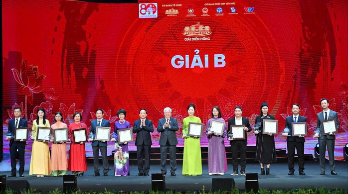 64 T&aacute;c phẩm b&aacute;o ch&iacute; xuất sắc nhận giải Di&ecirc;n Hồng lần thứ 4 về Quốc hội Việt Nam - Ảnh 2.