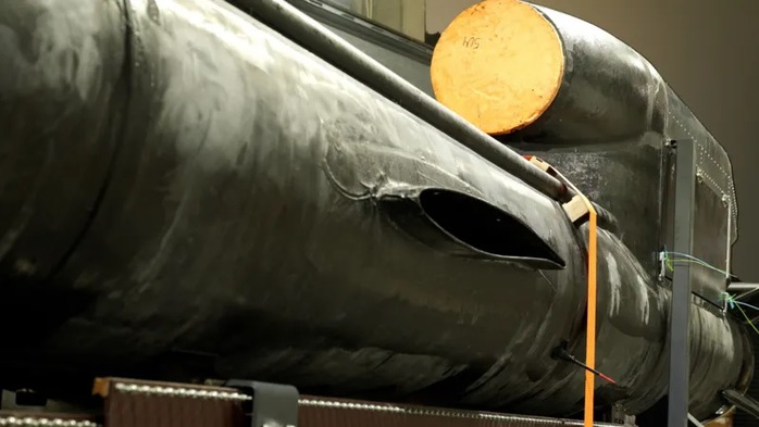 B&ecirc;n trong nh&agrave; m&aacute;y sản xuất mẫu t&ecirc;n lửa &ldquo;m&agrave;u đen&rdquo; b&iacute; mật của Ukraine - Ảnh 2.