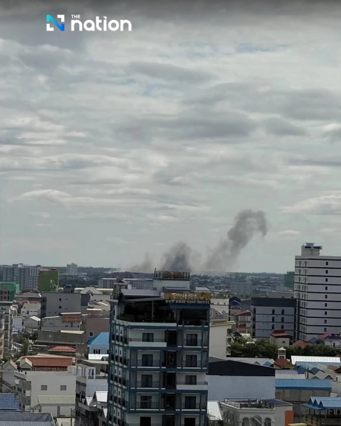 F-16 Th&aacute;i Lan dội bom li&ecirc;n tiếp, Campuchia b&aacute;o động đỏ - Ảnh 2.