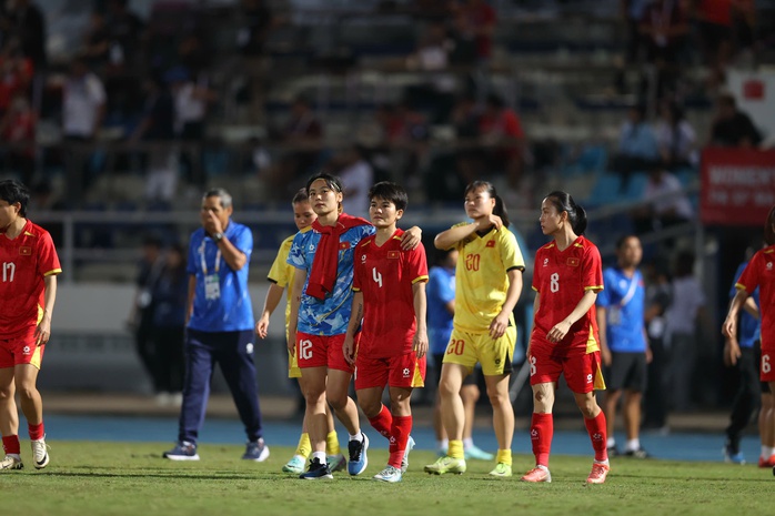 Nếu khiếu nại, tuyển nữ Việt Nam cũng sẽ không được trả lại bàn thắng - Ảnh 4.