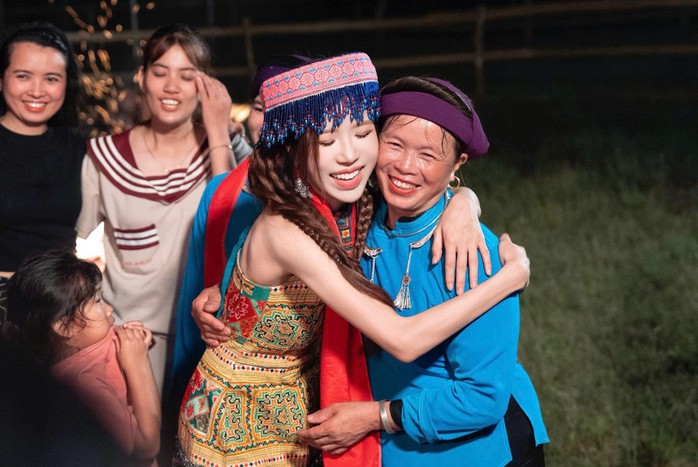 Bầu chọn giải Mai V&agrave;ng lần thứ 31-2025- Hạng mục nh&oacute;m h&aacute;t, ca kh&uacute;c v&agrave; MV: Cuộc đua của c&aacute;c nh&oacute;m nhạc - Ảnh 8.