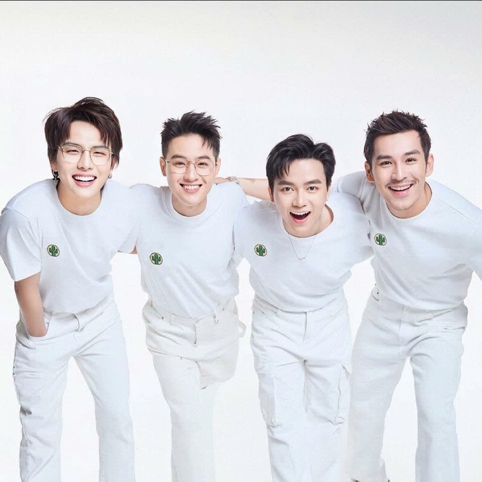 Bầu chọn giải Mai V&agrave;ng lần thứ 31-2025- Hạng mục nh&oacute;m h&aacute;t, ca kh&uacute;c v&agrave; MV: Cuộc đua của c&aacute;c nh&oacute;m nhạc - Ảnh 2.