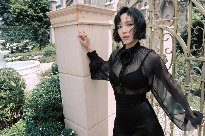 Diệu Nhi th&agrave;nh "y&ecirc;u nữ h&agrave;ng hiệu"  - Ảnh 2.