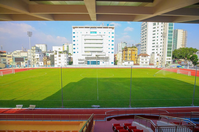 Diện mạo mới của s&acirc;n Hoa Lư - Ảnh 1.