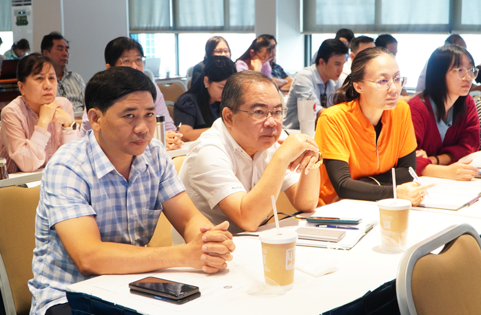 Khai giảng lớp bồi dưỡng nghiệp vụ tiếp công dân, xử lý đơn, giải quyết khiếu nại, tố cáo tại TPHCM - Ảnh 3.