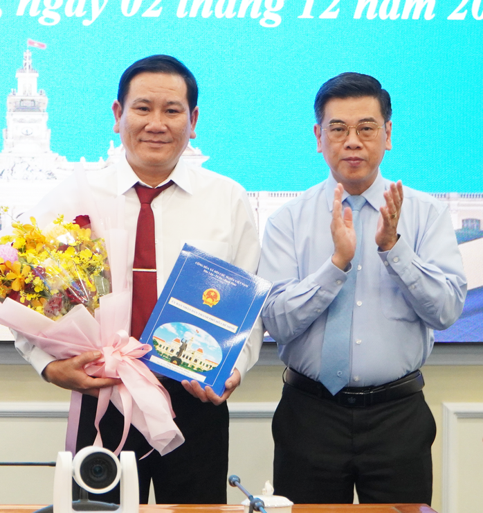UBND TPHCM điều động, bổ nhiệm nhiều cán bộ - Ảnh 2.