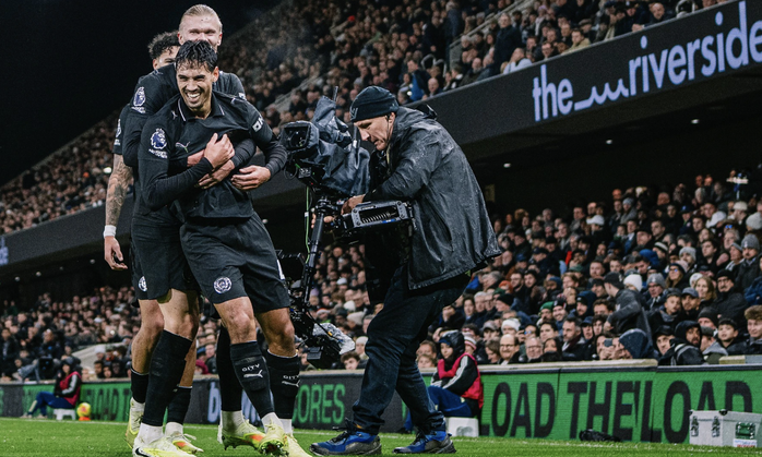 Haaland chạm tay kỷ lục, Man City thắng nghẹt thở Fulham - Ảnh 3.