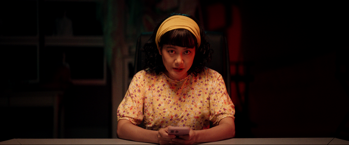 Diễn viên Hồng Ánh gây sốc với gương mặt "đầy máu" - Ảnh 1.