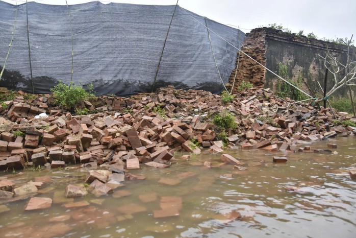 Huế tìm giải pháp để di tích trụ vững qua các mùa lũ - Ảnh 1.