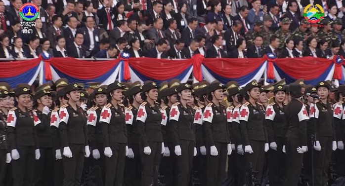 Diễu binh hoành tráng kỷ niệm 50 năm Quốc khánh Lào - Ảnh 10.