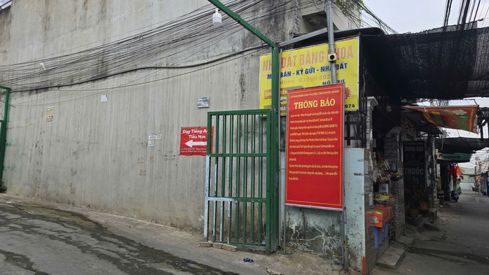 Khởi tố vụ án hình sự vụ xây dựng gần 50 căn nhà trên đất người khác ở TPHCM - Ảnh 1.