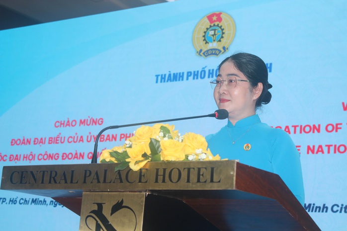 LĐLĐ TP HCM tiếp đoàn Ủy ban Phụ nữ Đại hội Công đoàn quốc gia Singapore - Ảnh 1.