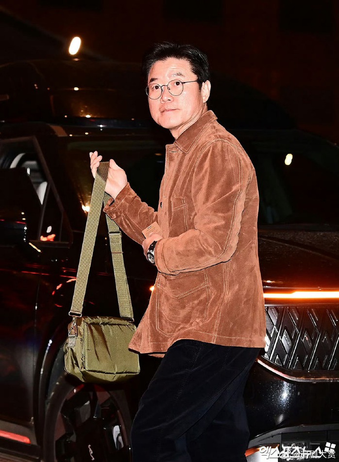 Loạt sao tham dự đ&aacute;m cưới Shin Min-ah v&agrave; Kim Woo-bin - Ảnh 5.