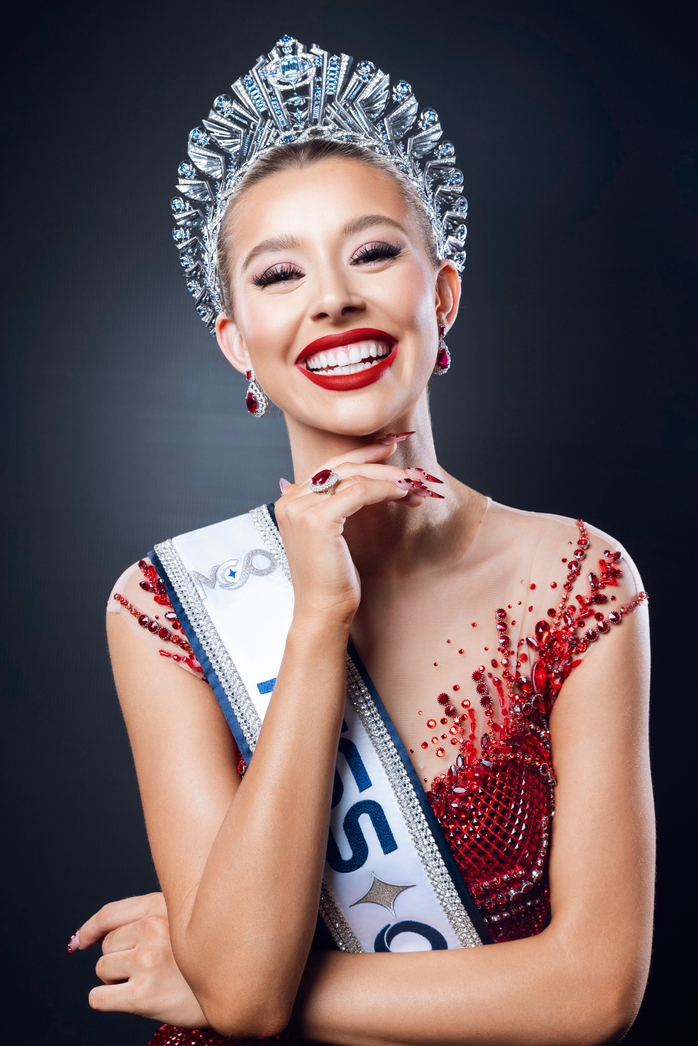 V&igrave; sao người đẹp Mỹ đăng quang Miss Cosmo 2025? - Ảnh 3.