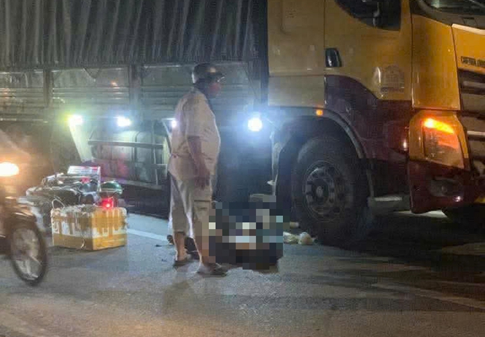 Tai nạn nghi&ecirc;m trọng ở TPHCM khiến 2 thiếu ni&ecirc;n tử vong đ&aacute;ng tiếc - Ảnh 1.