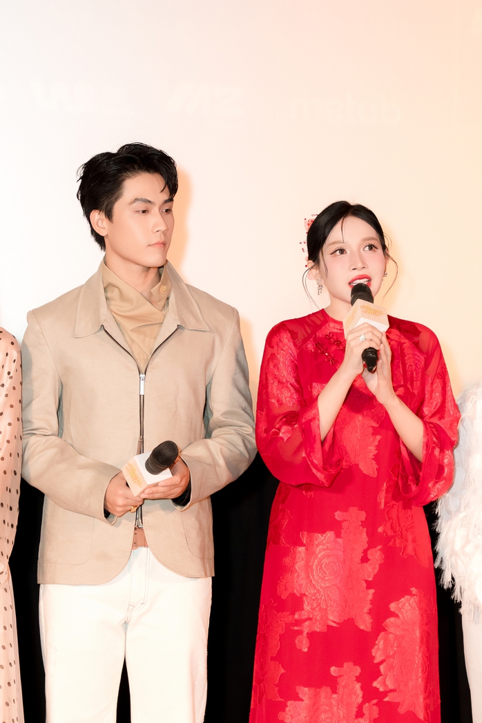 Thu Trang khẳng định kh&ocirc;ng "ng&aacute;n" Trấn Th&agrave;nh, Trường Giang - Ảnh 14.