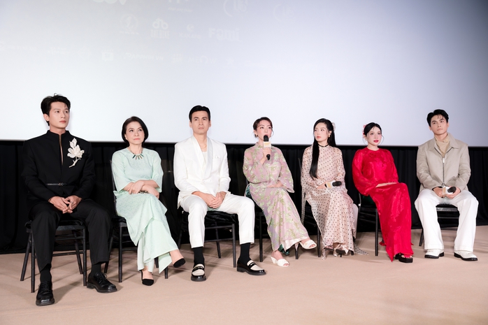 Thu Trang khẳng định kh&ocirc;ng "ng&aacute;n" Trấn Th&agrave;nh, Trường Giang - Ảnh 10.