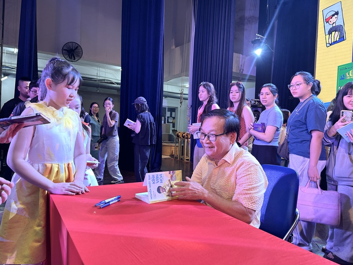 30 năm "K&iacute;nh vạn hoa": 30 năm đồng h&agrave;nh c&ugrave;ng thiếu nhi - Ảnh 3.