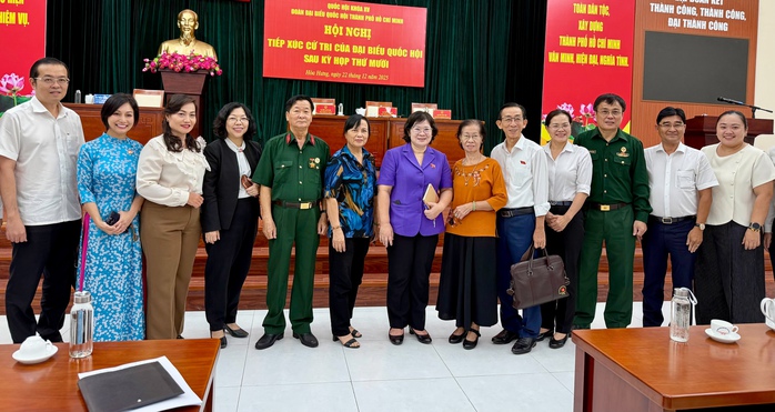 Ph&oacute; B&iacute; thư Th&agrave;nh ủy TPHCM Văn Thị Bạch Tuyết cảm ơn cử tri quận 10 trước đ&acirc;y - Ảnh 1.