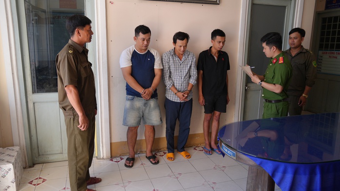 Bắt quả tang Ba đối tượng sử dụng ma t&uacute;y tại Đồng Th&aacute;p v&agrave; lai lịch Bất ngờ - Ảnh 1.