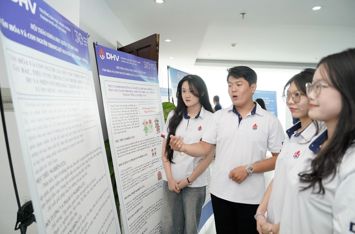 Văn h&oacute;a &ndash; nền tảng để gi&aacute;o dục v&agrave; con người vươn m&igrave;nh hội nhập - Ảnh 1.