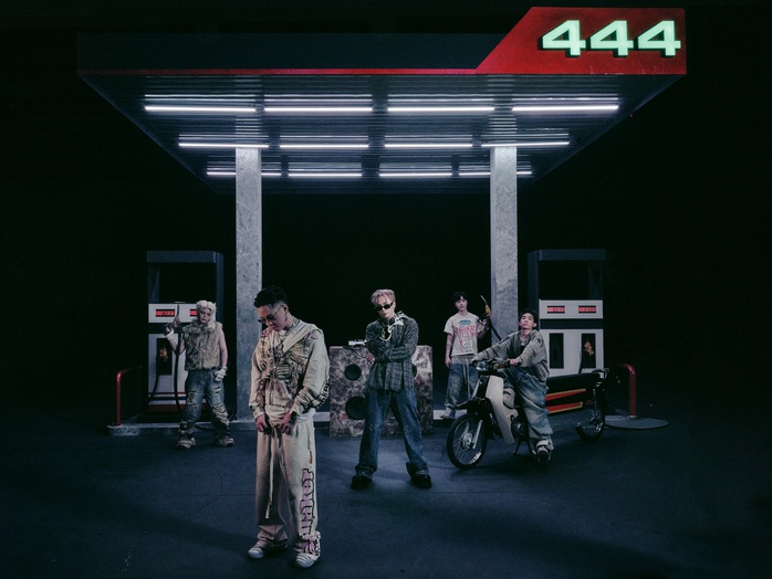 Orange gọi WOKEUP "ch&aacute;y m&aacute;y", nhan sắc n&oacute;ng bỏng kh&oacute; m&agrave; rời mắt  - Ảnh 2.