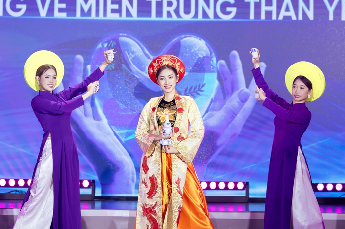 Hoa hậu Sinh vi&ecirc;n H&ograve;a b&igrave;nh Việt Nam g&acirc;y quỹ hơn 386 triệu đồng  - Ảnh 2.