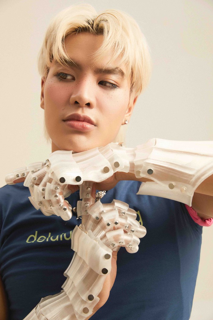 Kh&oacute; nhận ra &Aacute; qu&acirc;n Giọng h&aacute;t Việt nh&iacute; 2015 sau 10 năm - Ảnh 5.