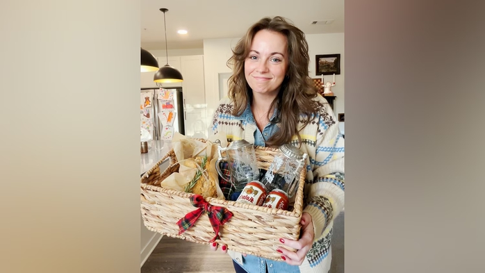 Xu hướng mua qu&agrave; tiết kiệm ở Mỹ - Ảnh 1.