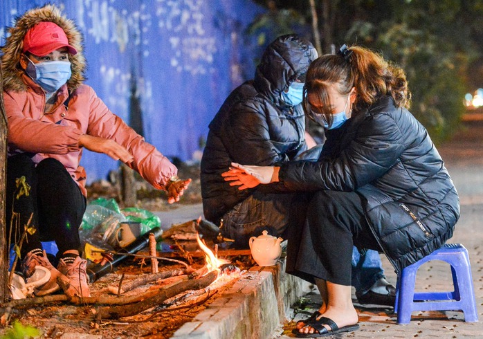 Kh&ocirc;ng kh&iacute; lạnh miền Bắc tăng cường , r&eacute;t đậm dưới 5 độ c trong ng&agrave;y 5 - 1 - Ảnh 1.