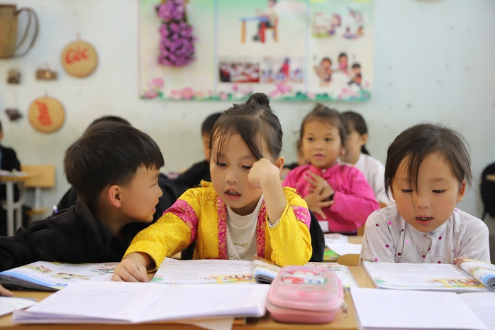 S&aacute;p nhập trường c&ocirc;ng lẫn tư nếu kh&ocirc;ng đạt chuẩn - Ảnh 1.