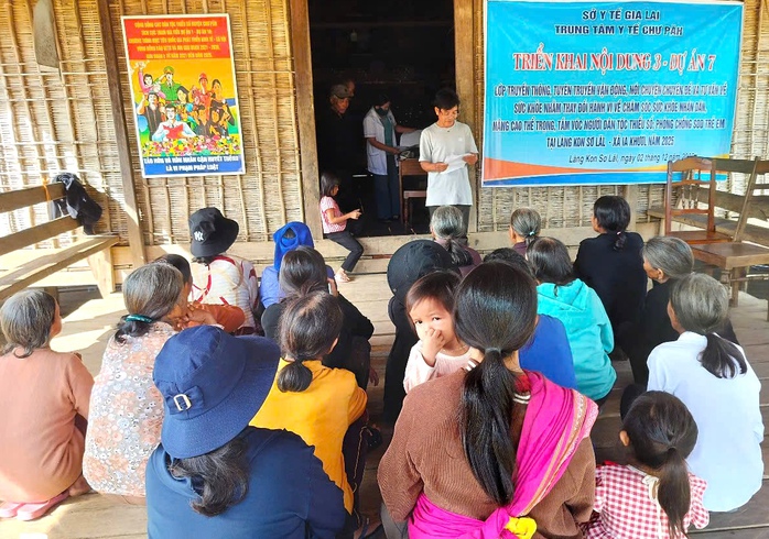 Ia Khươl - Khi phụ nữ vượt r&agrave;o định kiến, l&agrave;ng bản c&ugrave;ng tiến - Ảnh 2.