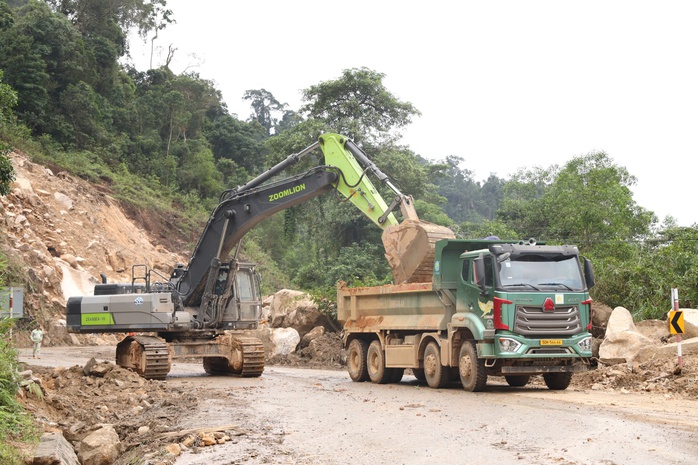 Kh&aacute;nh H&ograve;a: th&ocirc;ng xe c&oacute; điều kiện qua đ&egrave;o Kh&aacute;nh L&ecirc; từ ng&agrave;y 24-12 - Ảnh 3.