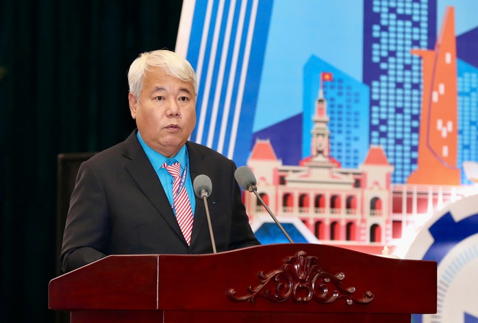 &Ocirc;ng B&ugrave;i Thanh Nh&acirc;n được chỉ định l&agrave; Chủ tịch LĐLĐ TPHCM - Ảnh 2.