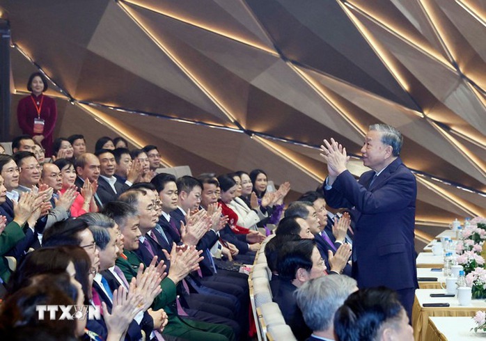 Tổng B&iacute; thư T&ocirc; L&acirc;m dự Chương tr&igrave;nh "Hồ Ch&iacute; Minh - H&agrave;nh tr&igrave;nh kh&aacute;t vọng 2025" - Ảnh 1.