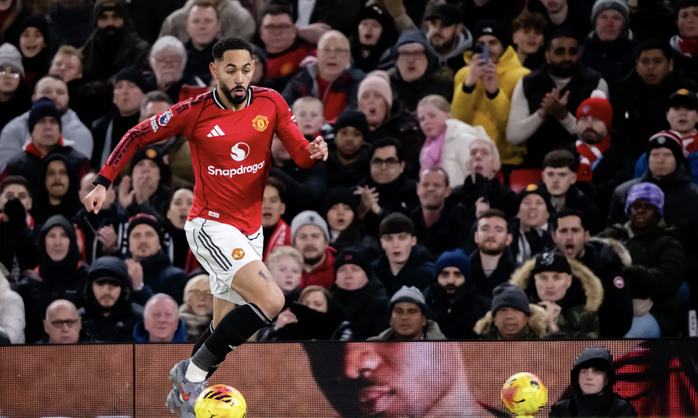 Si&ecirc;u phẩm "Boxing Day" của Dorgu gi&uacute;p Man United đ&aacute;nh bại Newcastle - Ảnh 2.