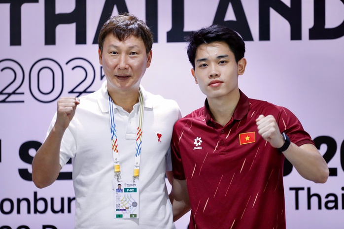 Nguyễn Đ&igrave;nh Bắc hết cơ hội tham dự Gala trao Giải thưởng QBV Việt Nam 2025 - Ảnh 1.